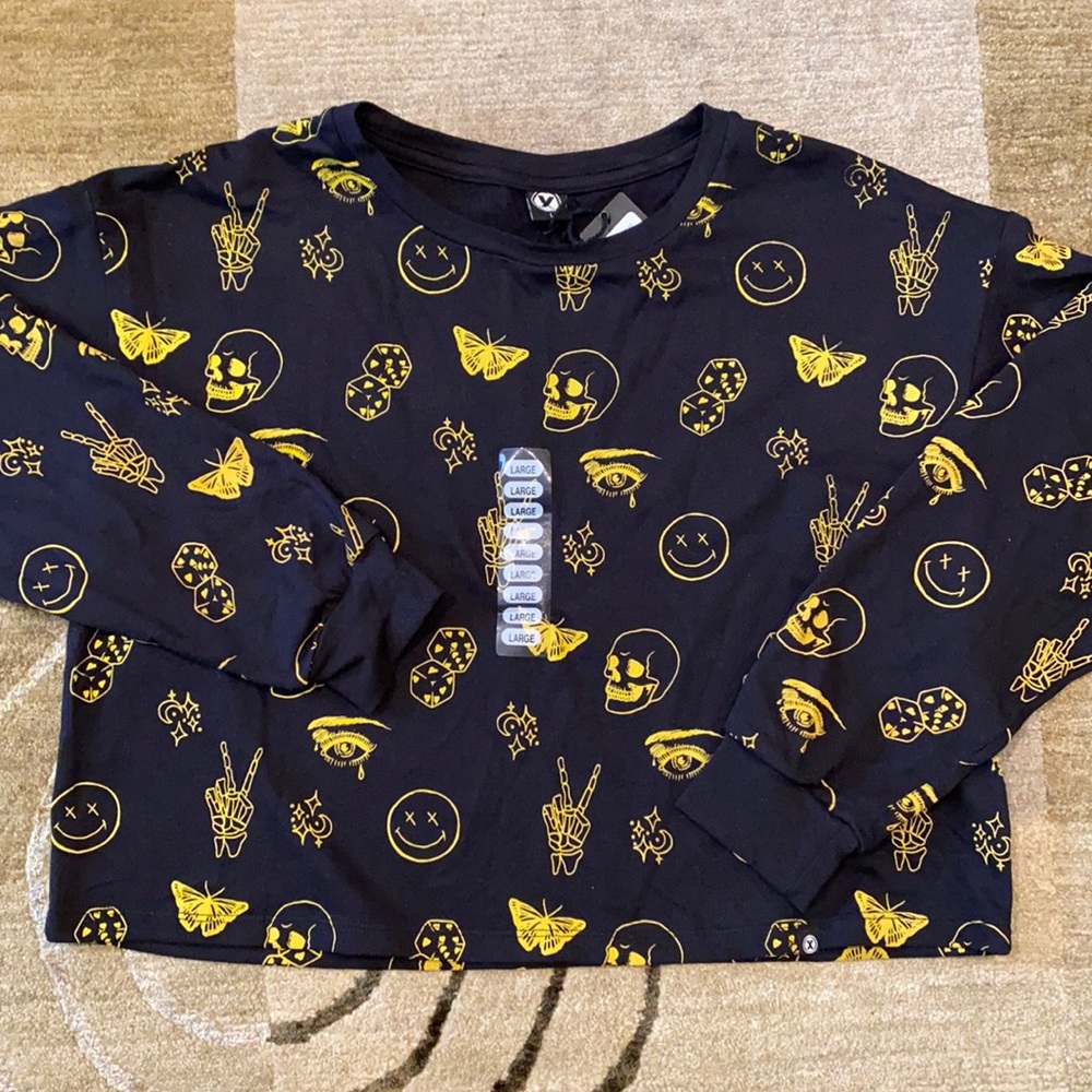 ~Circle X~ Boxy “Skeleton & Happy Face” Crop Top